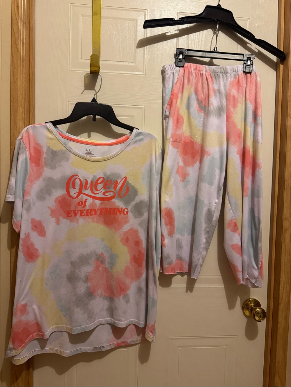 Secret Treasures Sz L Tie-Dye Pajama Set - Queen of Everything - Multicolor GUC😊
